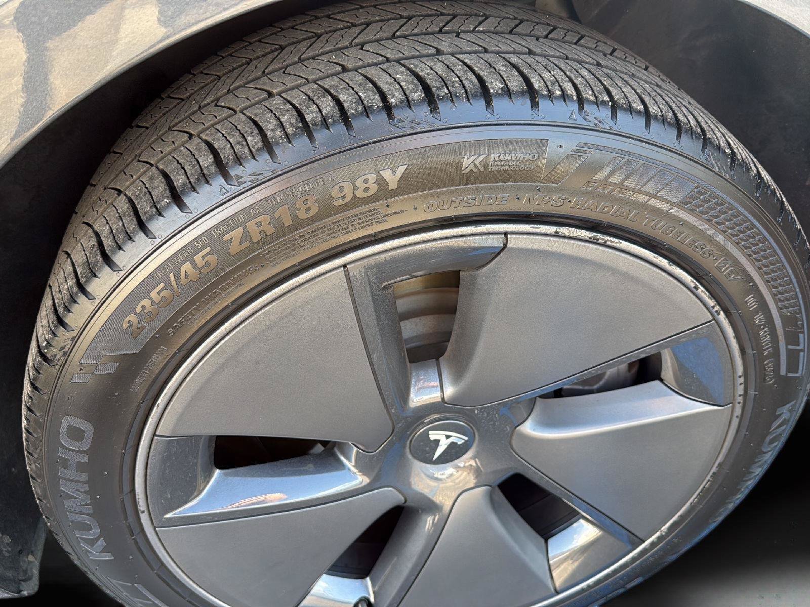 Used 2023 Tesla Model 3 Standard Range RWD image 11