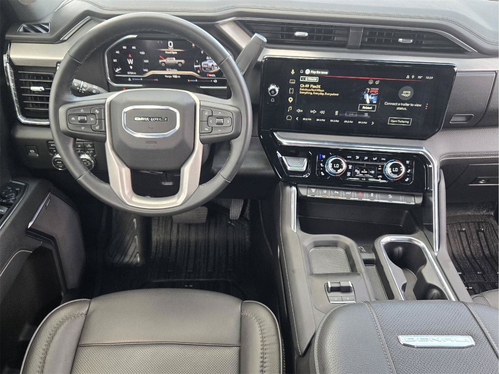 Used 2025 GMC Sierra 2500 Denali w/ Denali Reserve Package AWD/4WD image 26