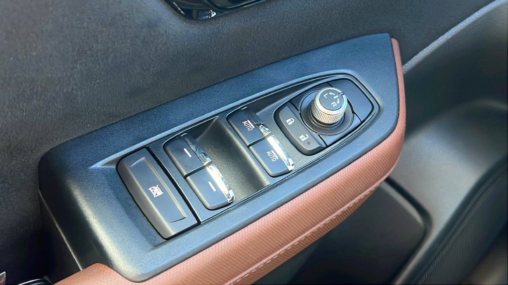 Used 2025 Subaru Forester Touring w/ Touring Package AWD/4WD image 19