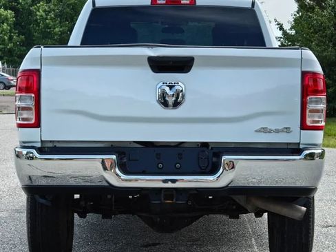 Used 2022 RAM 2500 Tradesman w/ Chrome Appearance Group AWD/4WD image 19