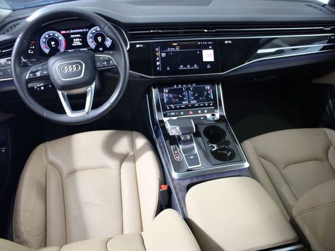 Used 2023 Audi Q8 Premium Plus image 11