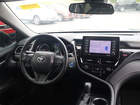 Used 2023 Toyota Camry SE FWD image 22