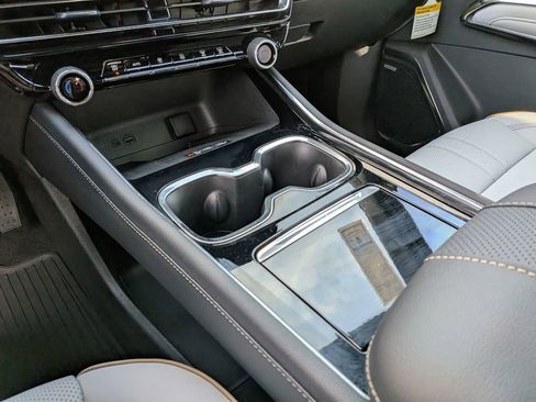 New 2026 Chevrolet Traverse High Country image 22