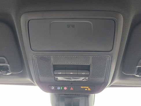 New 2026 GMC Terrain AT4 w/ Convenience Package III image 36