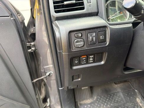 Used 2020 Toyota 4Runner Limited AWD/4WD image 10