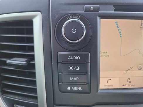 Used 2019 Nissan Titan SL w/ Midnight Edition image 28