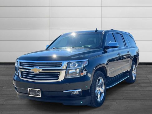 Used 2018 Chevrolet Suburban Premier image 6