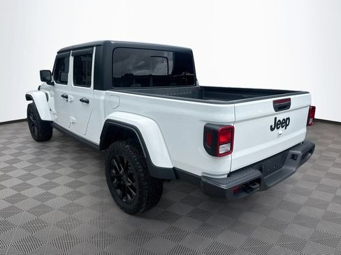 Used 2025 Jeep Gladiator Sport AWD/4WD image 8