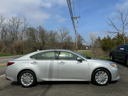 Used 2013 Lexus ES 350 w/ Luxury Pkg FWD image 8