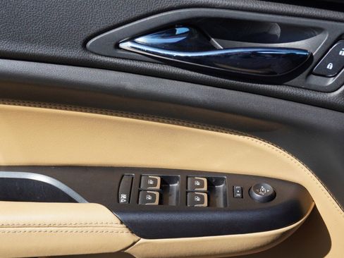 Used 2015 Cadillac SRX Luxury w/ Driver Awareness Package image 21