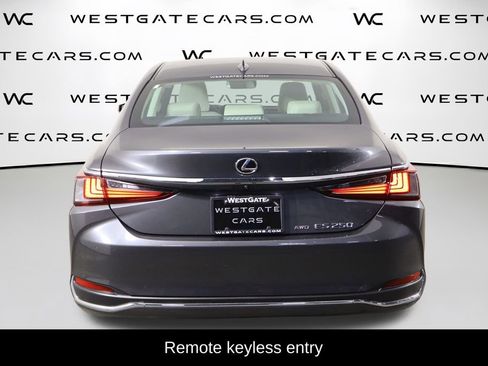 Used 2023 Lexus ES 250 w/ Premium Package AWD/4WD image 4
