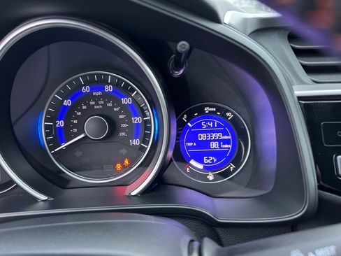 Used 2018 Honda Fit Sport image 27