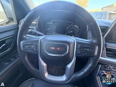 Used 2021 GMC Yukon SLT w/ SLT Premium Package AWD/4WD image 8