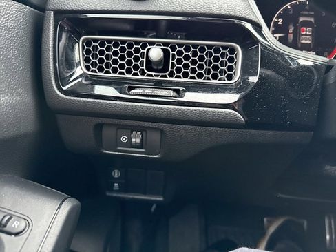 Used 2023 Honda Civic Sport image 21