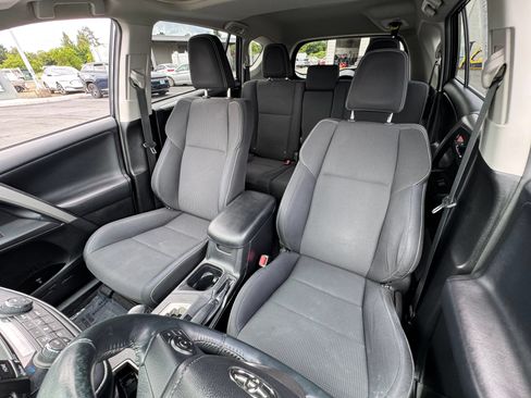 Used 2016 Toyota RAV4 XLE FWD image 13