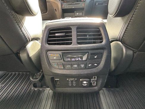 Used 2019 Honda Pilot Touring image 43