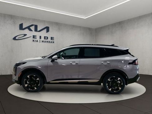 New 2026 Kia Sportage SX AWD/4WD image 2