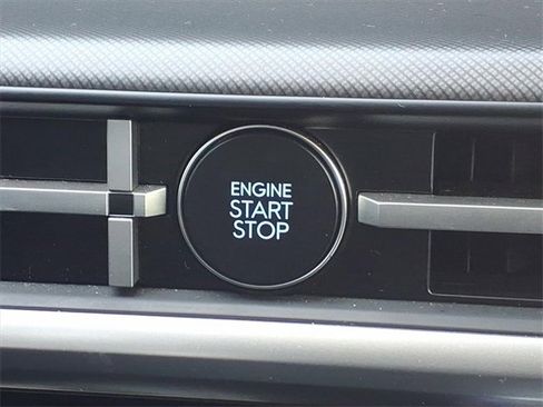 Used 2025 Hyundai Santa Fe SEL image 31