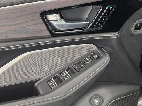 Certified 2022 Acura MDX SH-AWD w/ Advance Package image 11