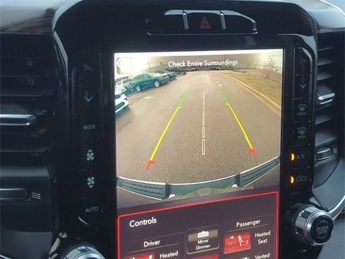 Used 2019 RAM 1500 Laramie image 19