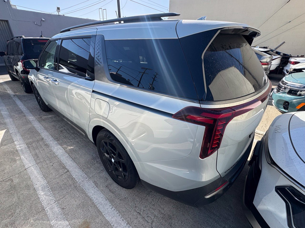 Certified 2026 Kia Carnival SX Prestige FWD image 4