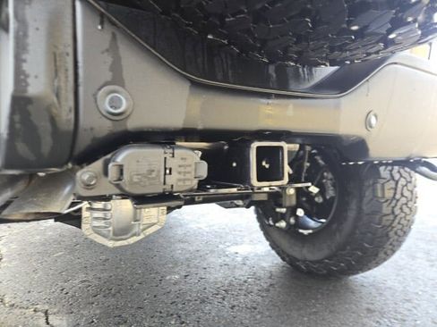 New 2025 Ford Bronco Raptor image 7