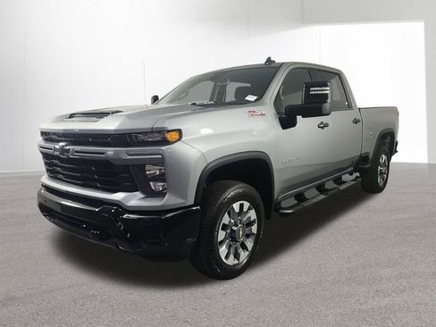 Used 2025 Chevrolet Silverado 2500 Custom w/ Custom Value Package AWD/4WD image 1