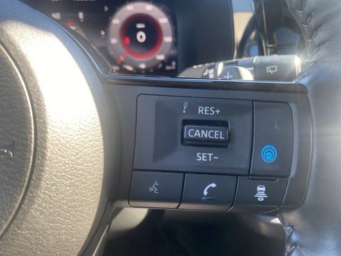 Used 2023 Nissan Pathfinder Platinum w/ Cargo Package image 19