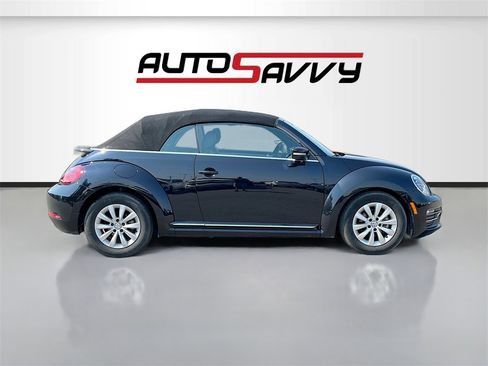Used 2019 Volkswagen Beetle 2.0T S image 8