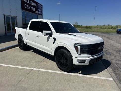 Used 2024 Ford F150 Platinum AWD/4WD image 8