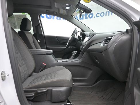 Used 2022 Chevrolet Equinox LT image 7