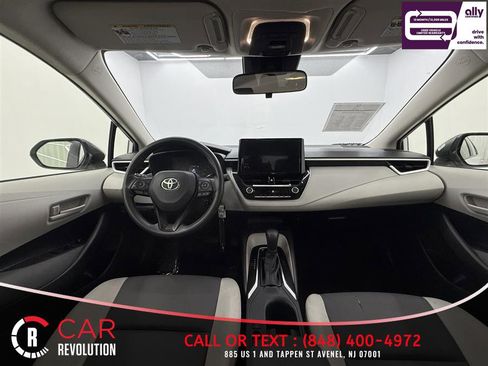 Used 2023 Toyota Corolla LE FWD image 7