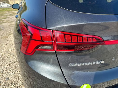 Used 2023 Hyundai Santa Fe Limited image 39