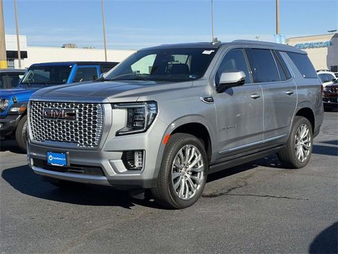 Used 2023 GMC Yukon Denali w/ Max Trailering Package image 4