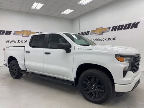New 2026 Chevrolet Silverado 1500 Custom AWD/4WD image 3