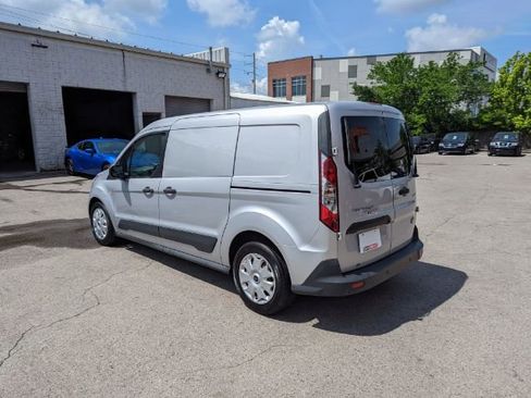 Used 2018 Ford Transit Connect XLT image 8
