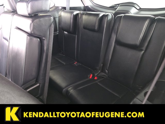 Used 2019 Toyota Highlander XLE AWD/4WD image 27