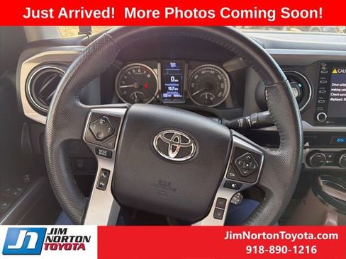Used 2021 Toyota Tacoma SR5 image 12