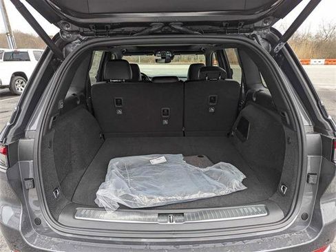 Used 2024 Jeep Grand Cherokee Overland image 21
