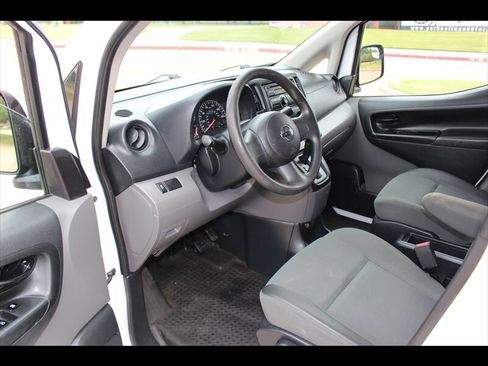 Used 2016 Nissan NV200 S FWD image 26