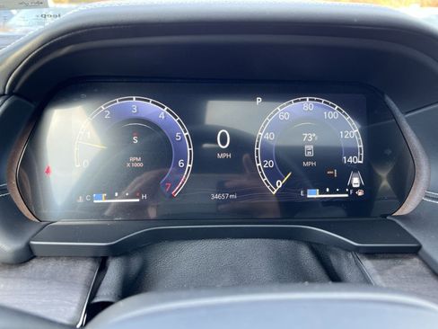 Used 2023 Jeep Grand Cherokee Overland image 18