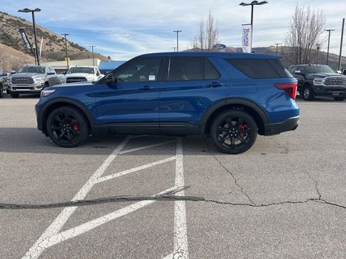 Used 2022 Ford Explorer ST w/ Equipment Group 401A image 7