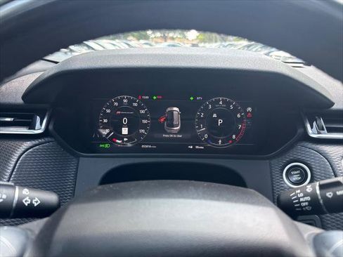 Used 2020 Land Rover Range Rover Velar R-Dynamic S AWD/4WD image 27
