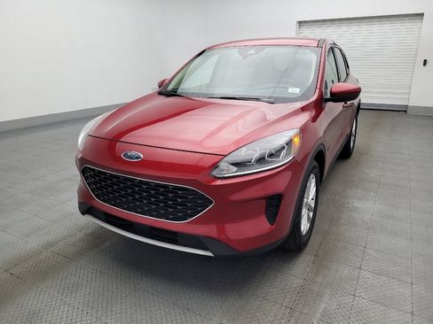 Used 2020 Ford Escape SE image 15