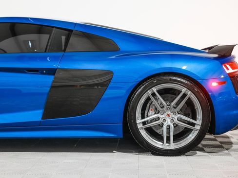 Used 2017 Audi R8 V10 plus image 13