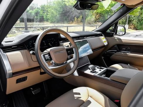 New 2027 Land Rover Range Rover SE AWD/4WD image 2