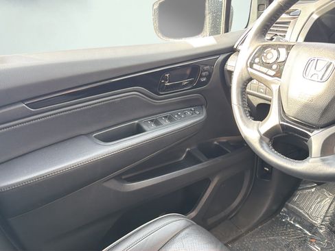 Used 2023 Honda Odyssey Elite image 40