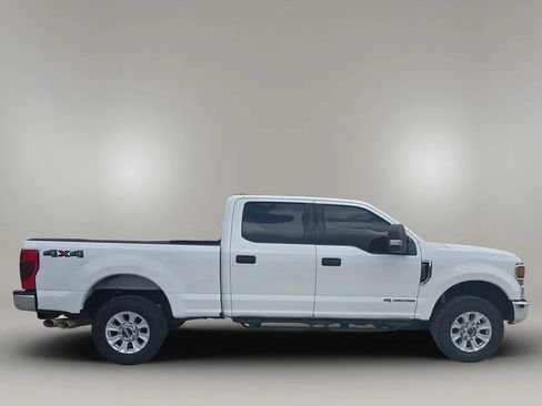 Used 2021 Ford F250 XLT AWD/4WD image 9