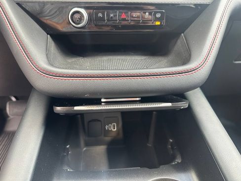 Used 2025 Ford Explorer ST-Line AWD/4WD image 18