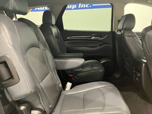 Used 2020 Buick Enclave Essence image 60